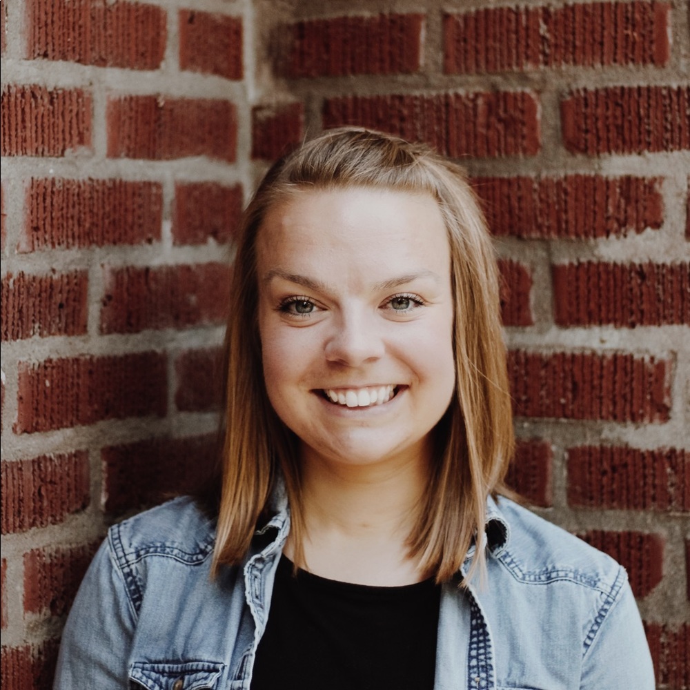 Meet your Posher, Alyssa